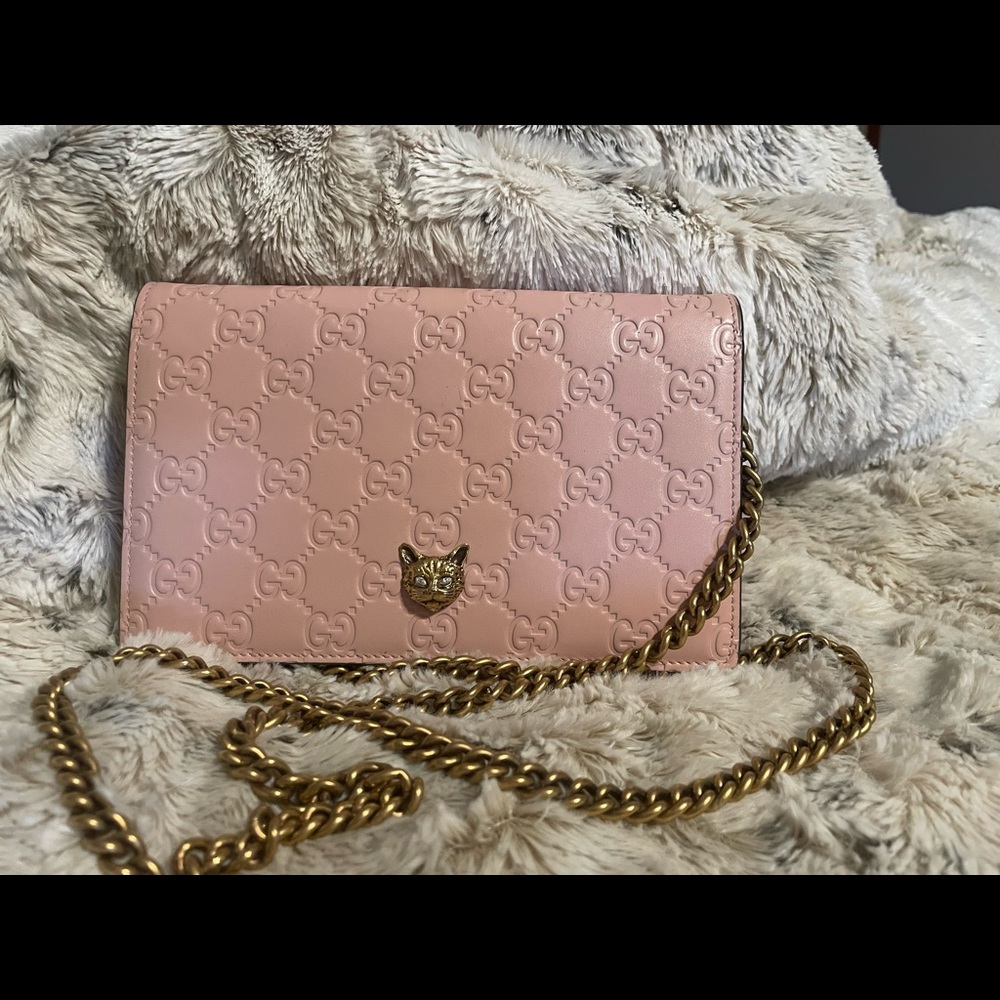💯 Authentic leather Gucci chain walket